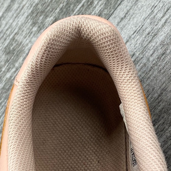 Nike Court Royale Coral Pink Womens 8 Tennis Shoes Preowned 749867-604 Leather - Picture 11 of 14